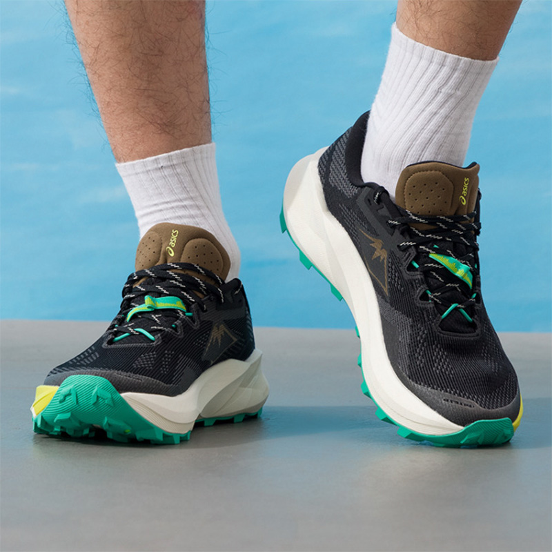 Asics Hommes TRABUCO 14 Noir M - Men'S Shoes Yellow And Black avis et prix